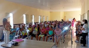 OFICINA DE ARTESANATO